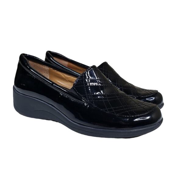 Michelle D Womens Black Patent Leather Slip On Wedges Size 6 - Picture 1 of 10